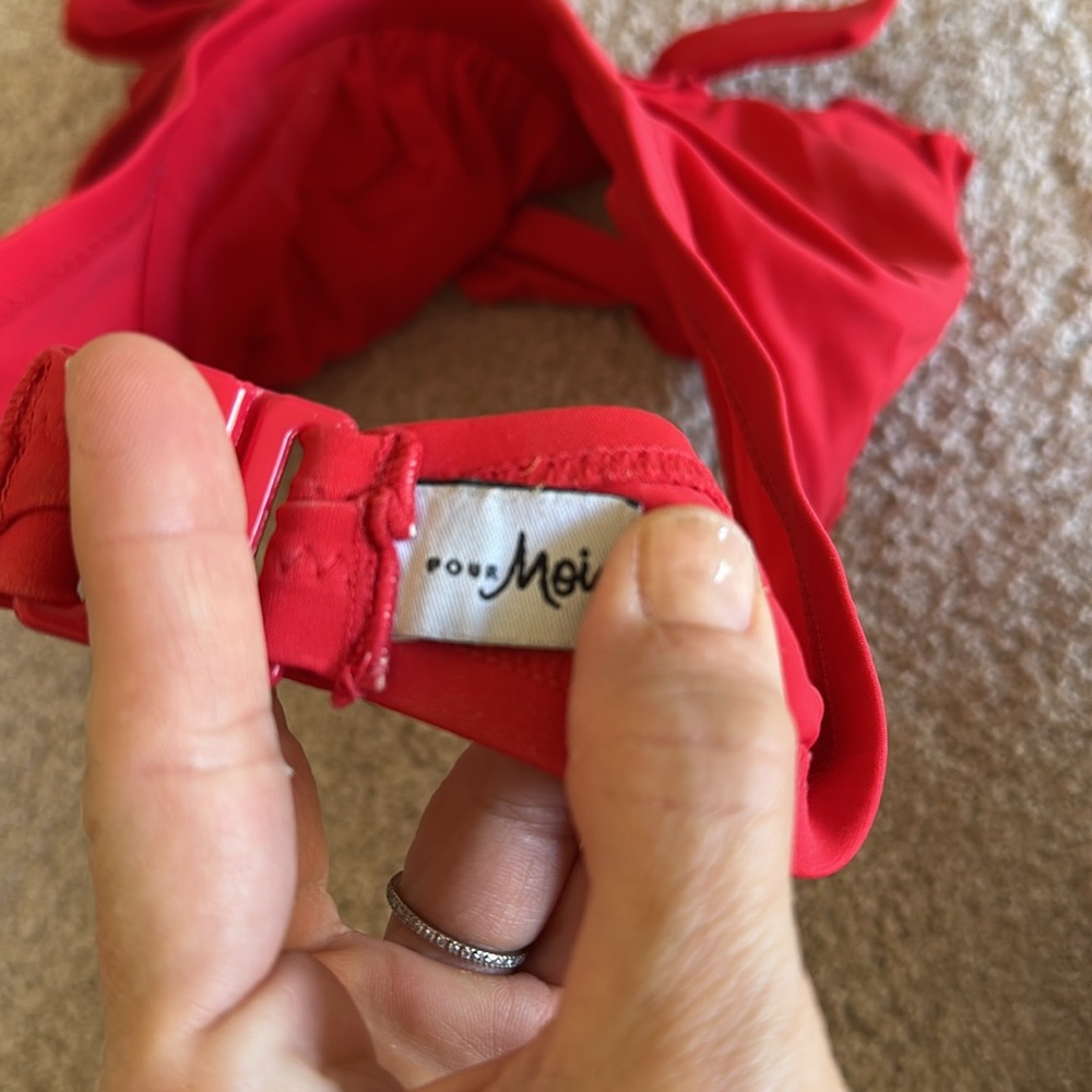 Pour Moi Red Ruffle Bikini Swim - Picture 2 of 2